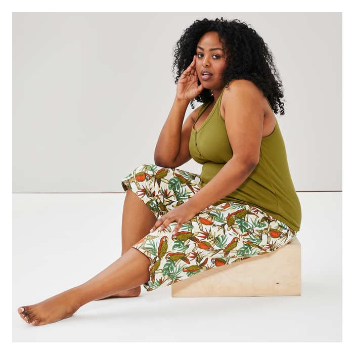 Aux Femmes Pantalon de pyjama court Femmes+